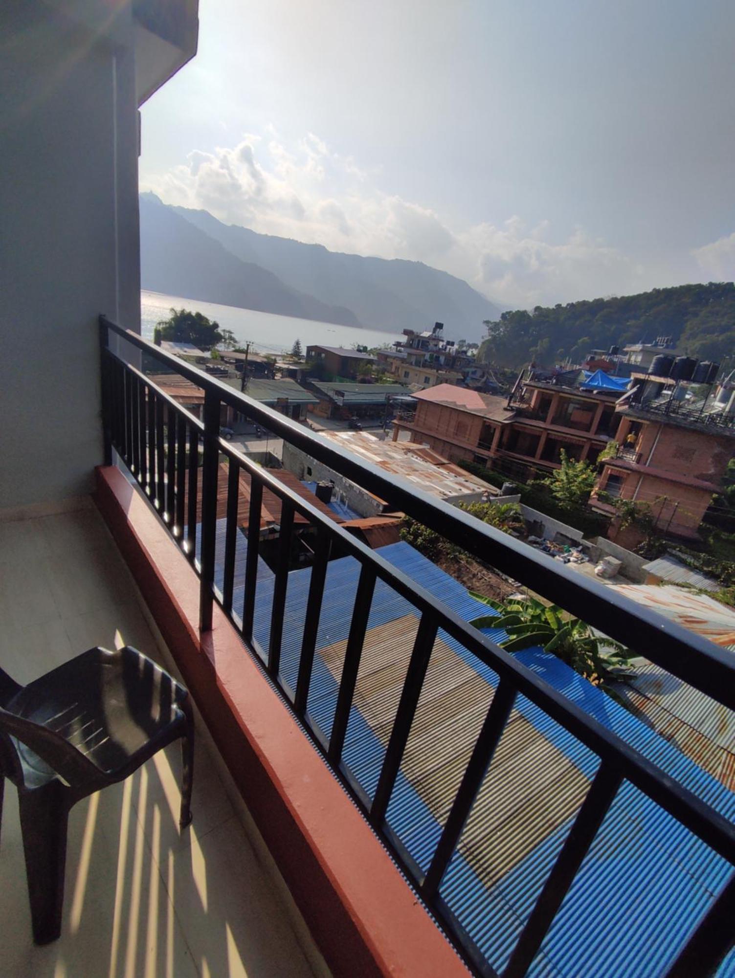 Hotel Green Hill View Pokhara Værelse billede